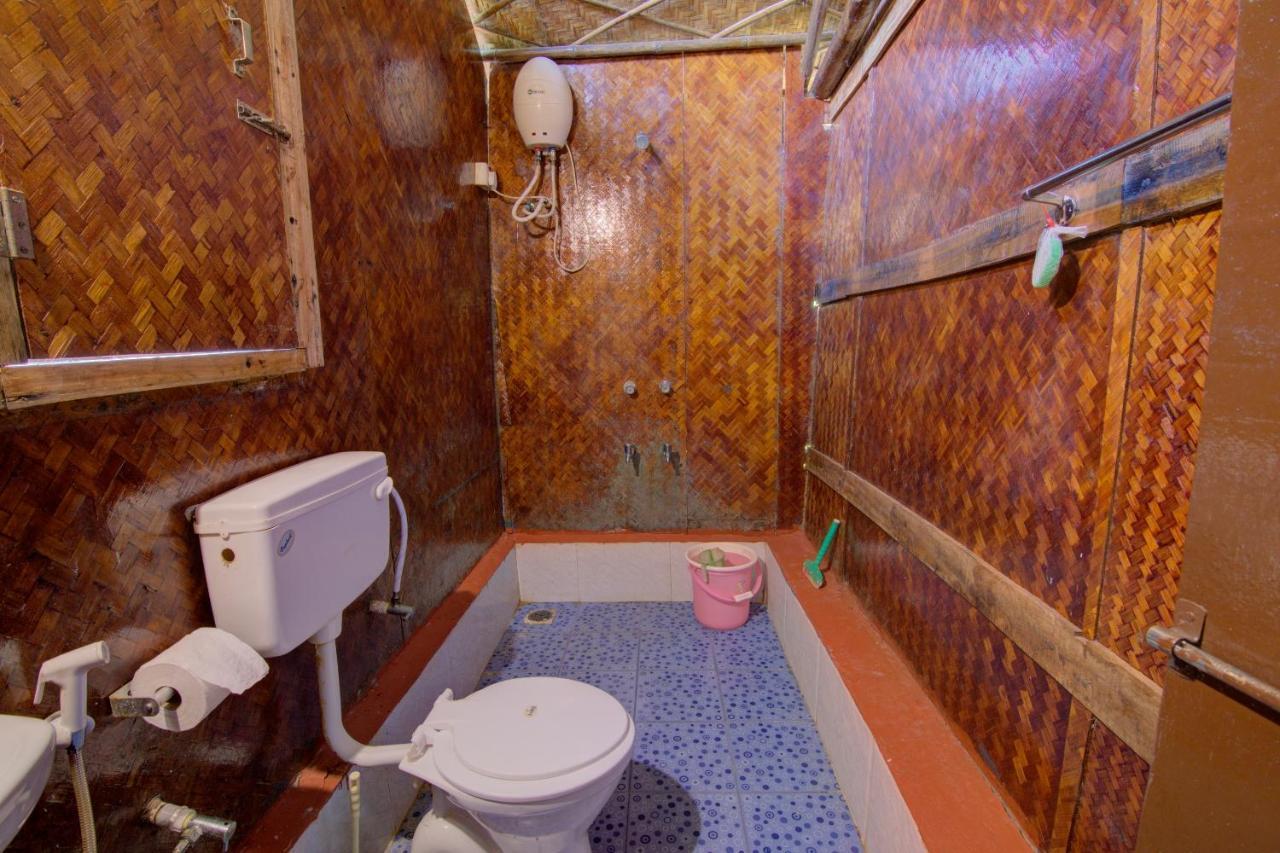 Molly'S Nest Hotel Мандрем Екстериор снимка