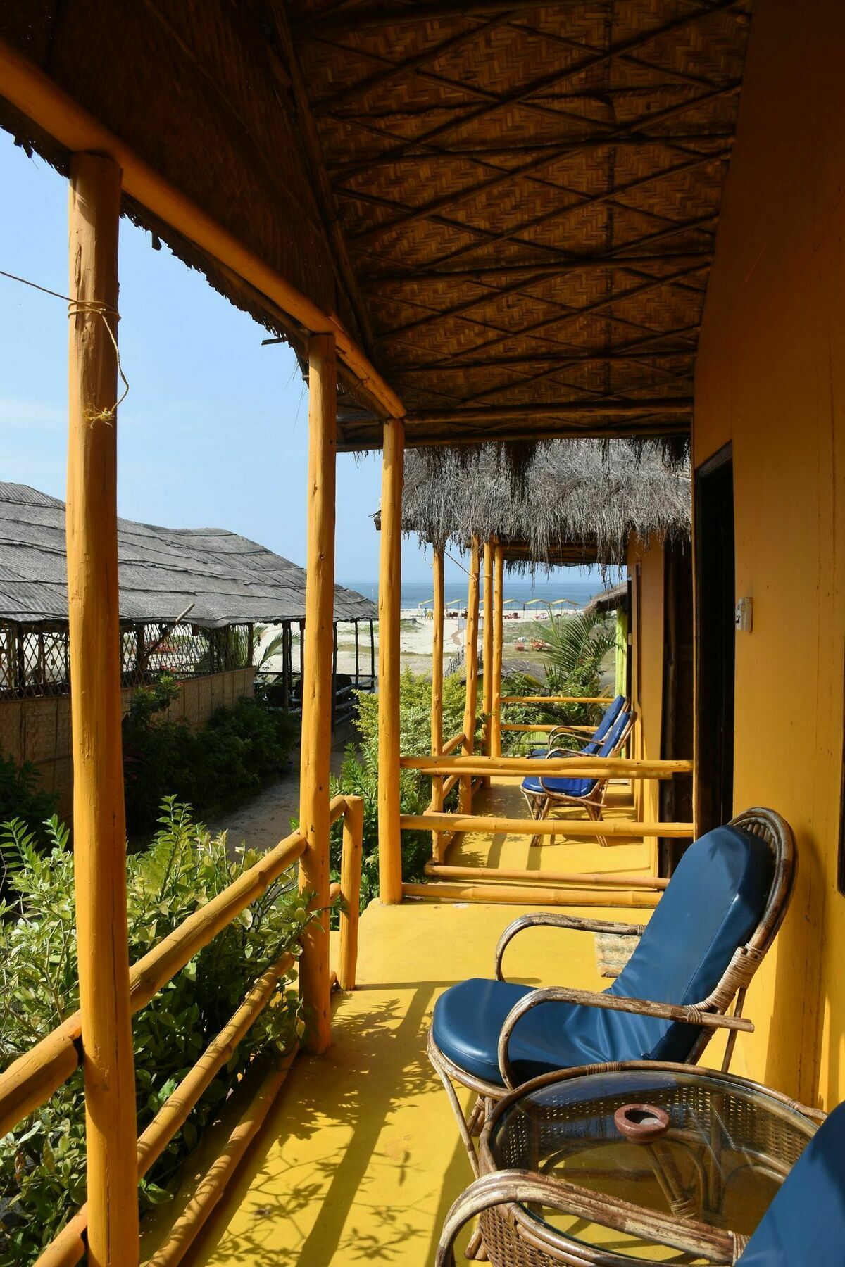 Molly'S Nest Hotel Мандрем Екстериор снимка